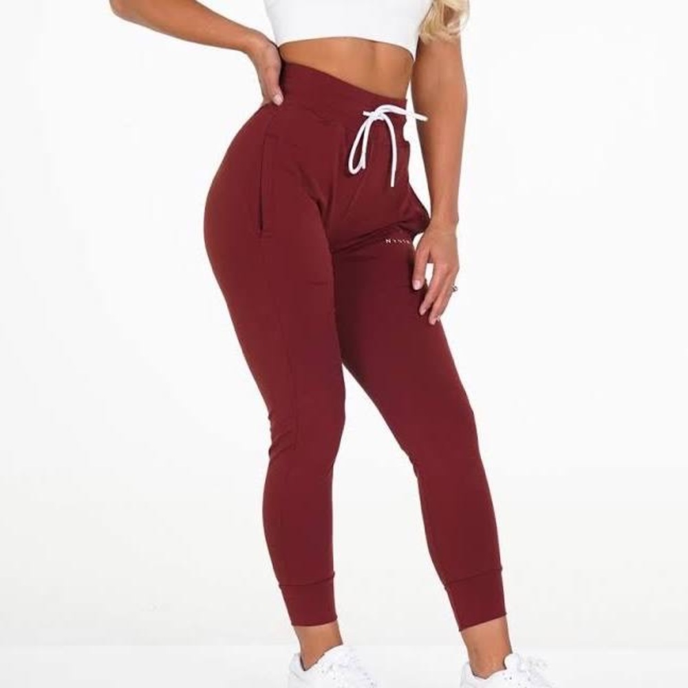 NVGTN jogger leggings. Size medium.